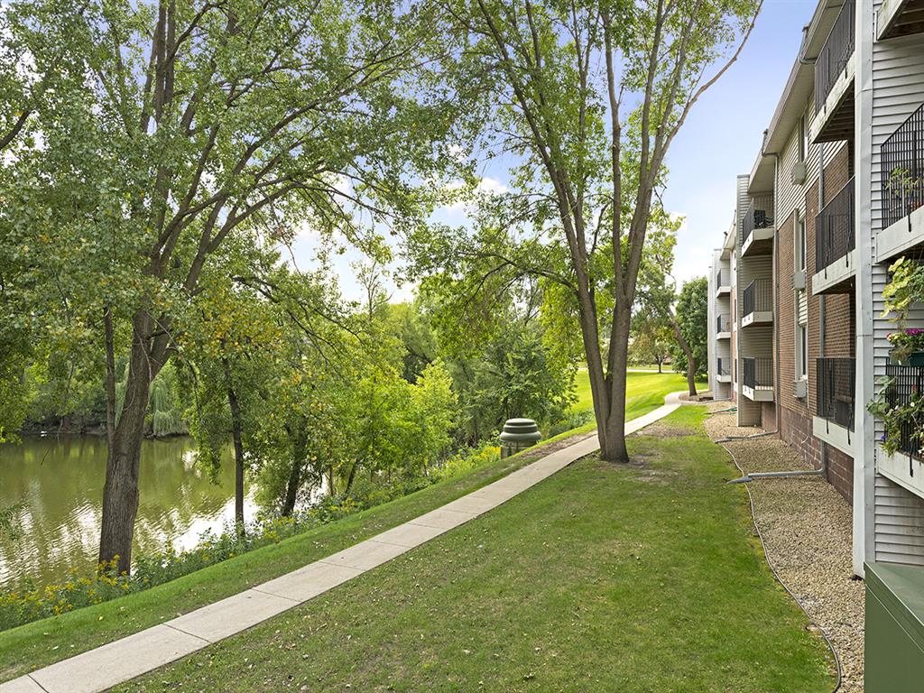 Willow Pond Image 24
