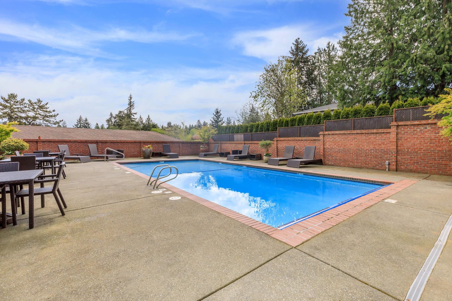 The Regent at Bellevue Way Image 15