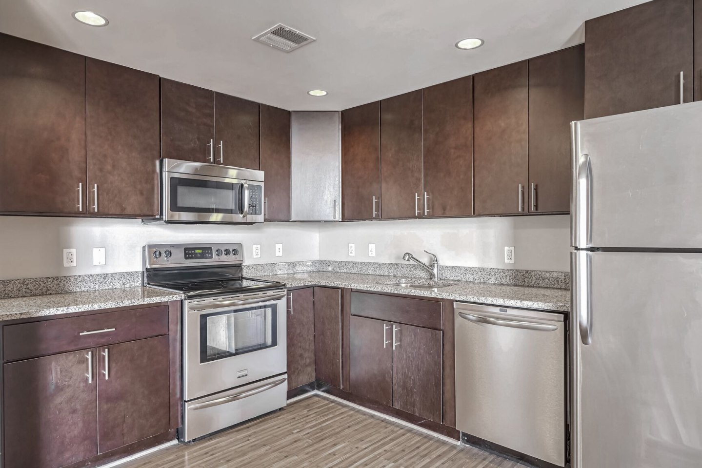7th Flats Image 20