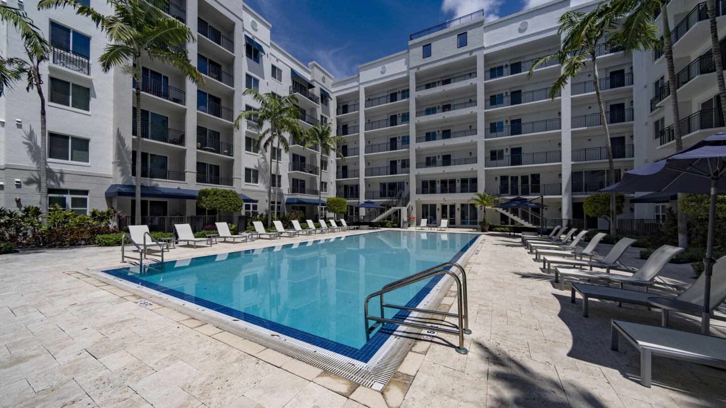 The Manor in Plantation Image 8