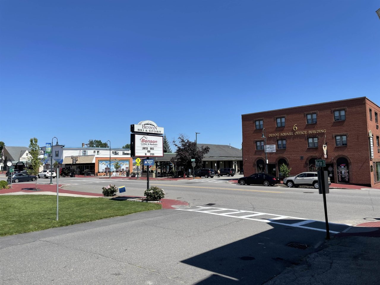 15 West Broadway Image 19