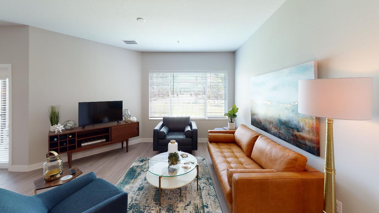 81 West Image 33