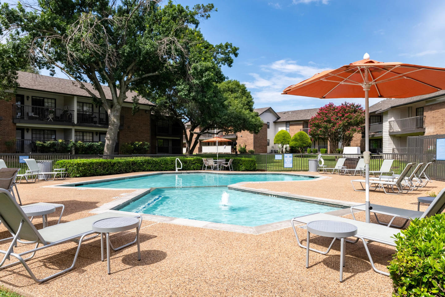 Fox Trails Apartments Image 19