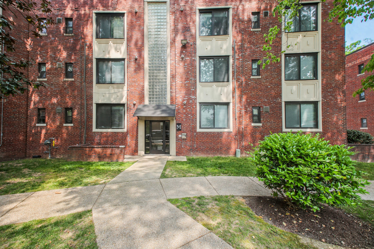 Prince George Apartments Image 2