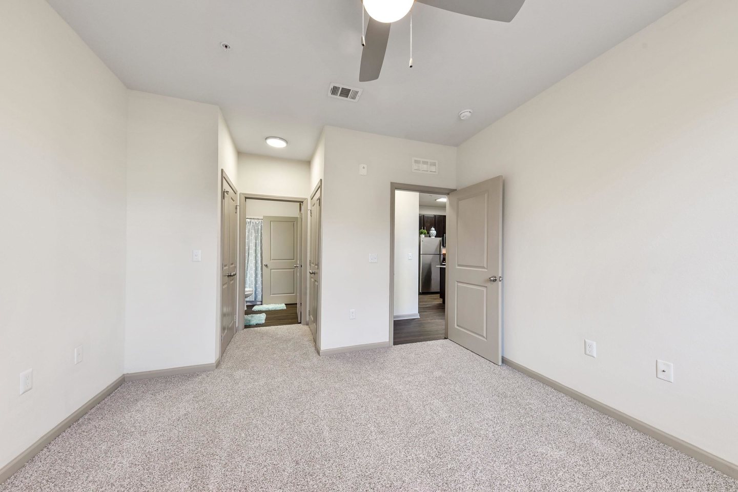 Gran Bay Apartment Homes Image 29