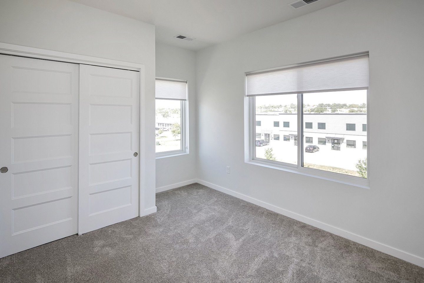 148th Place Apartments Image 10