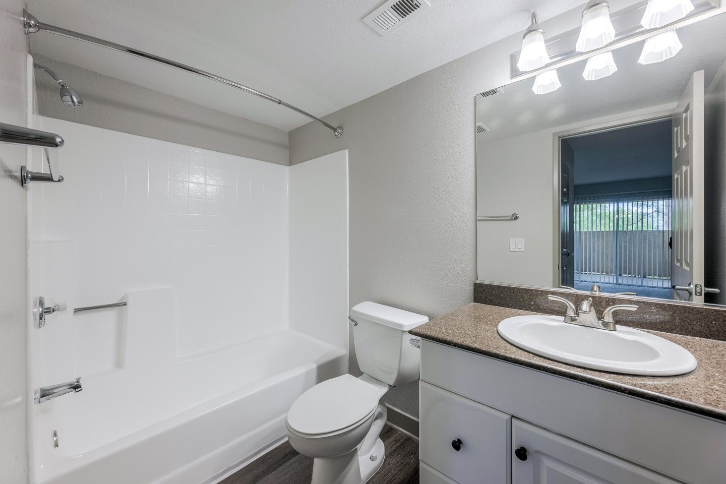 Sycamore Canyon Apartments Image 34