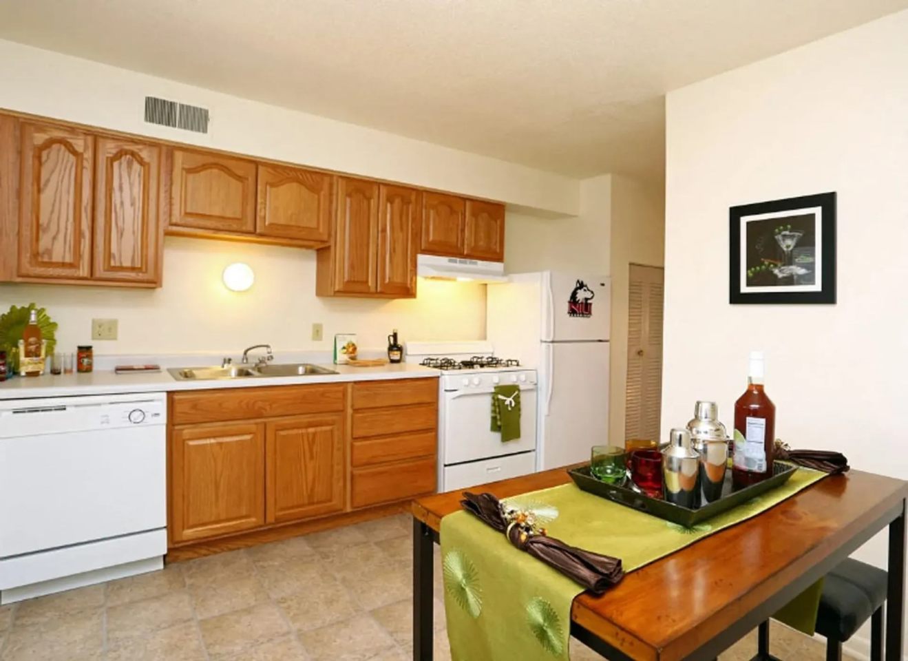 Lincolnshire West Apartments Image 6