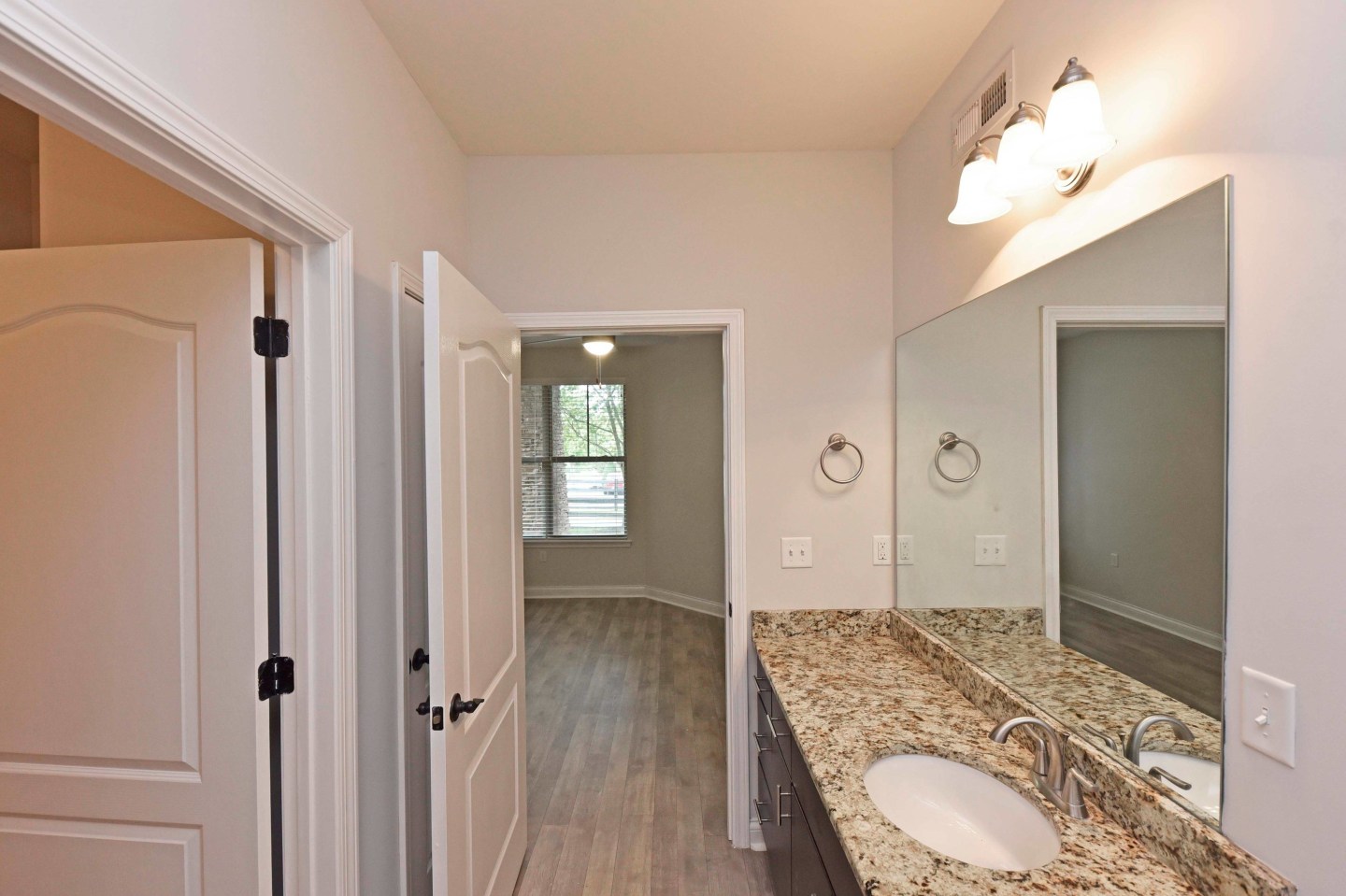 Bel Air Image 38