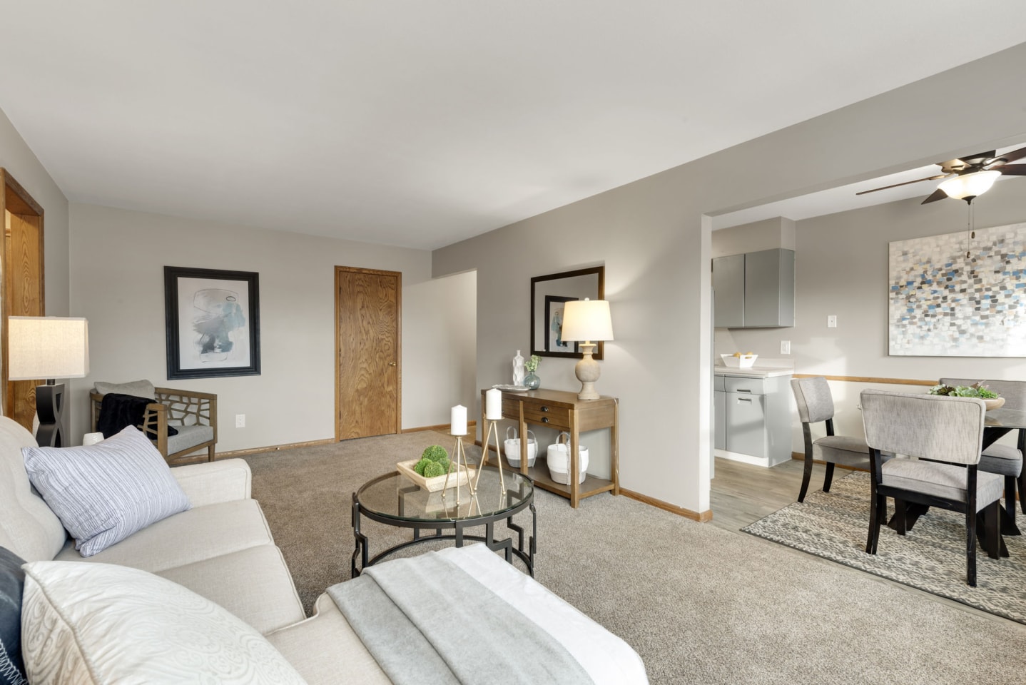 Brentwood Park Townhomes and Apartments Image 2