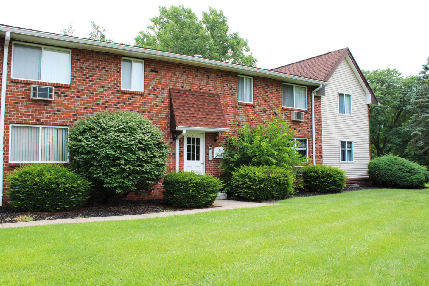 Highview Manor Apartments Image 48