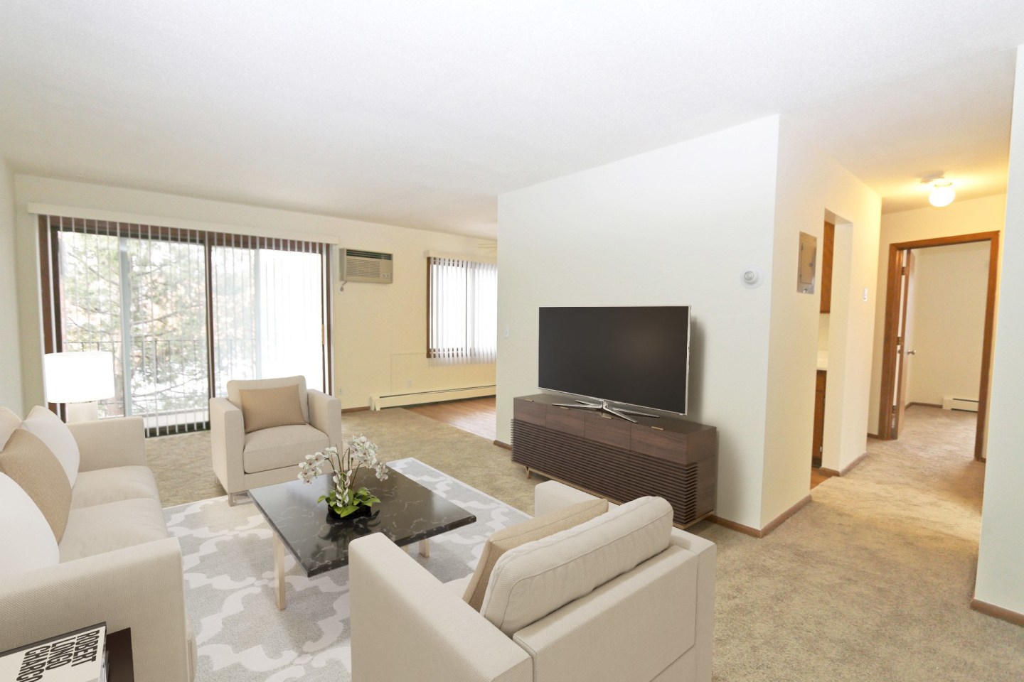 Apache Manor Apartments Image 4