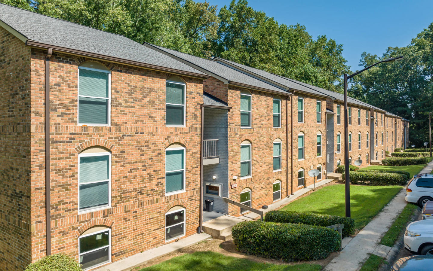 Avondale Village Image 34