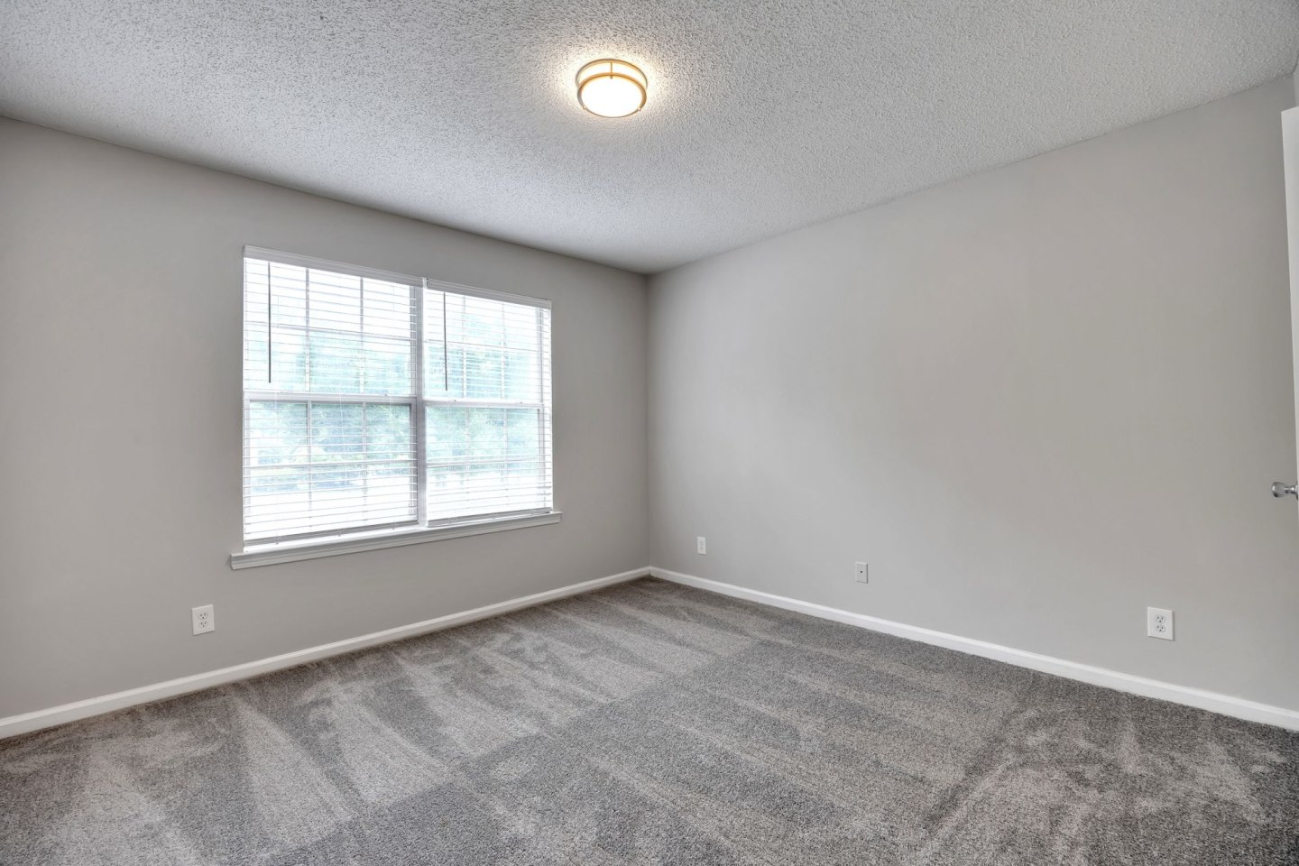 Lakeview Oaks Image 27