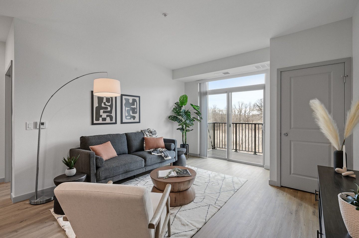 Fenview Flats Image 21