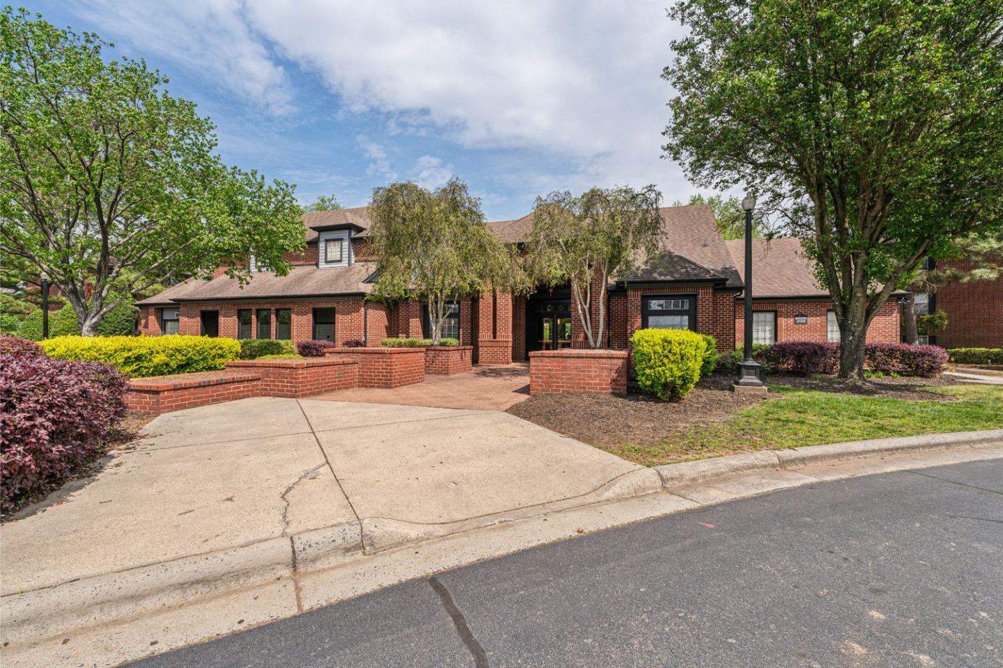 Mission Matthews Place Image 31