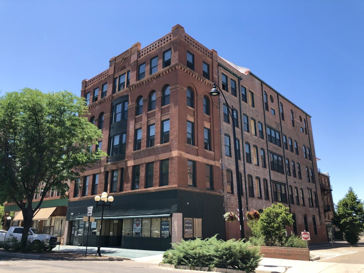 Mechanics Building Image 9