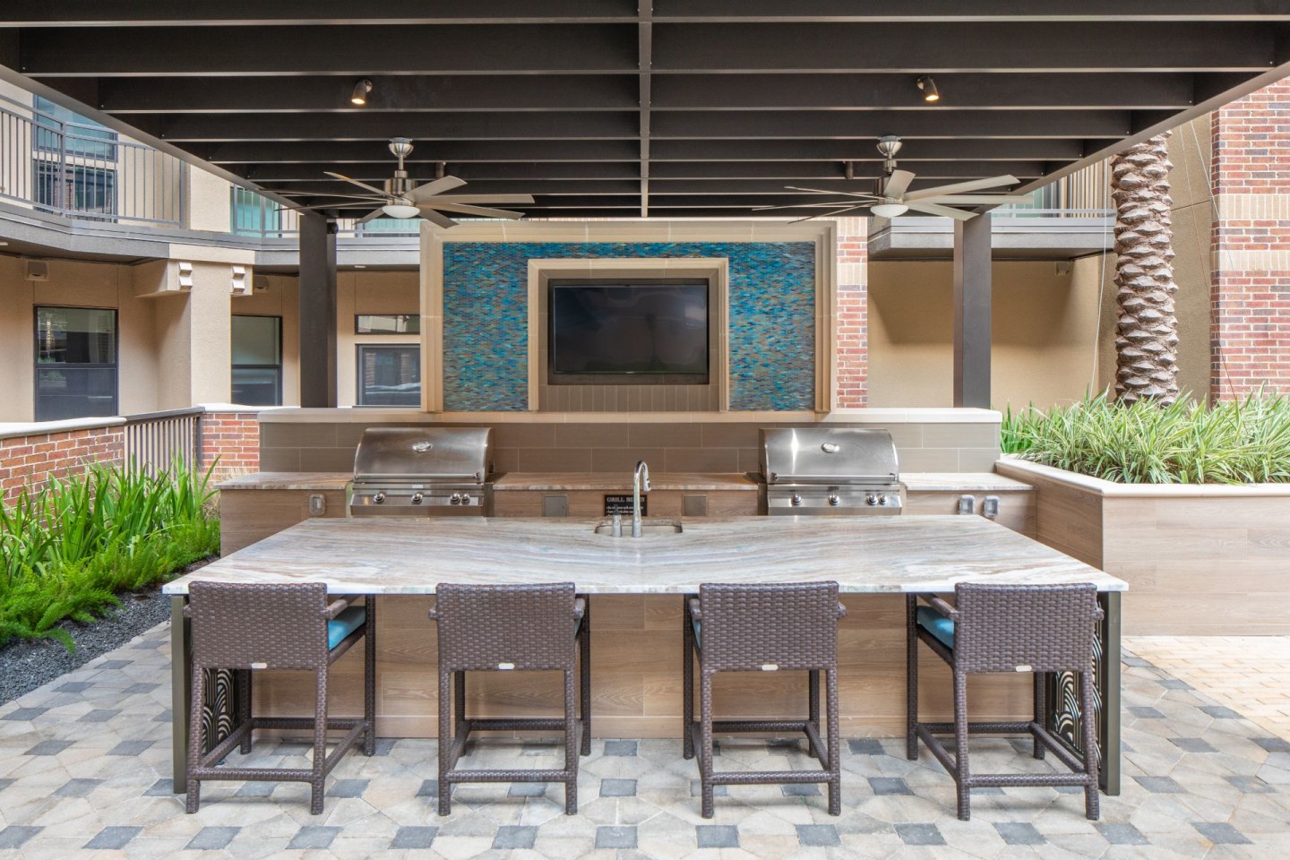 10X living Heights Waterworks Image 18