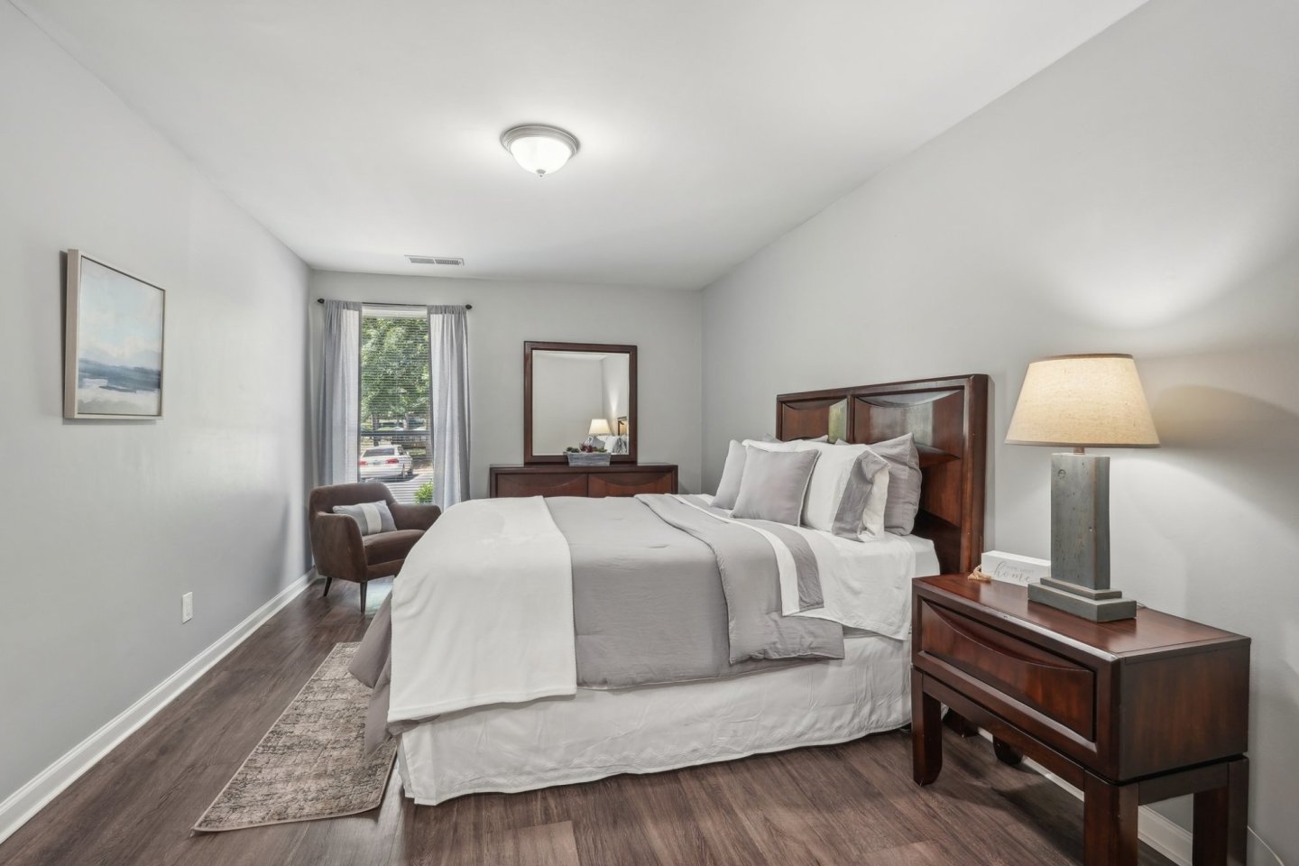Avondale Village Image 45