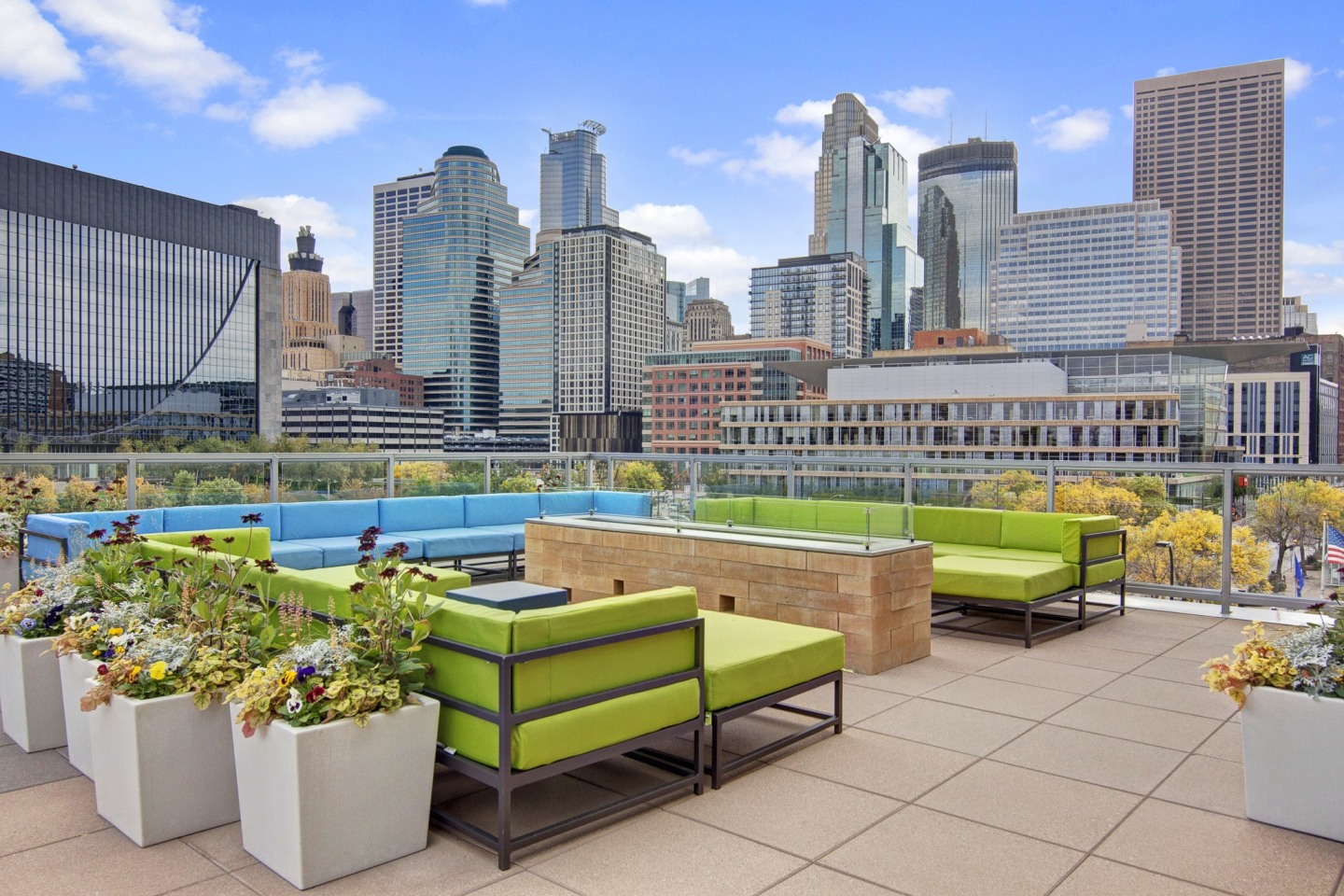 222 Hennepin Image 16