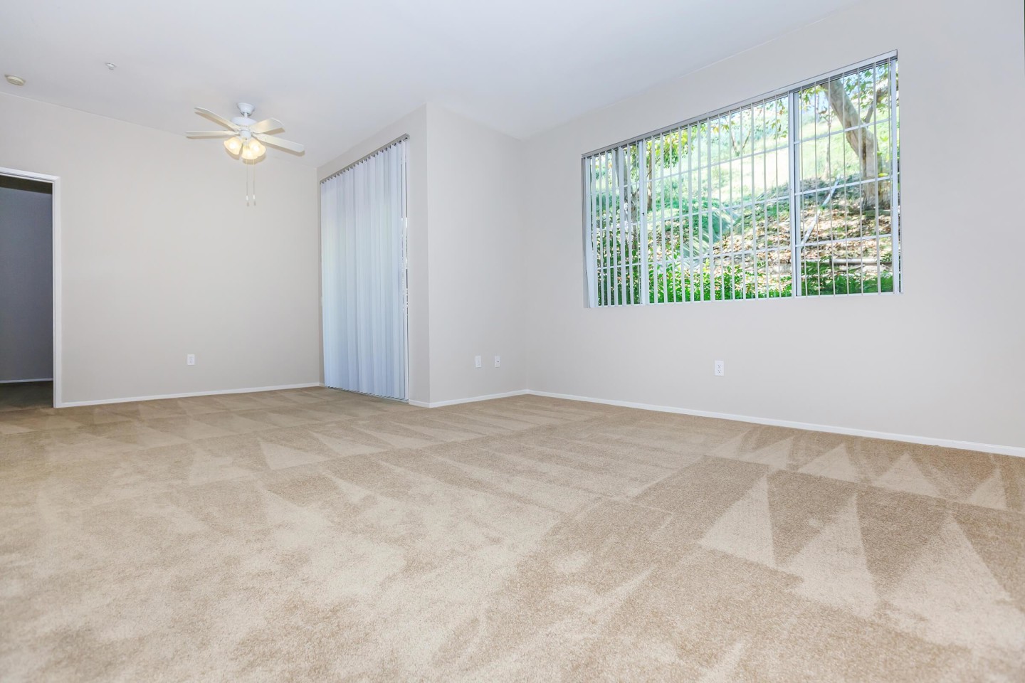 Wood Canyon Villa Apartment Homes Image 36