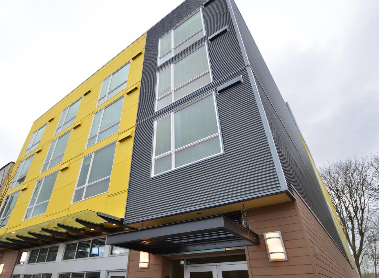 1711 Apartments Image 17