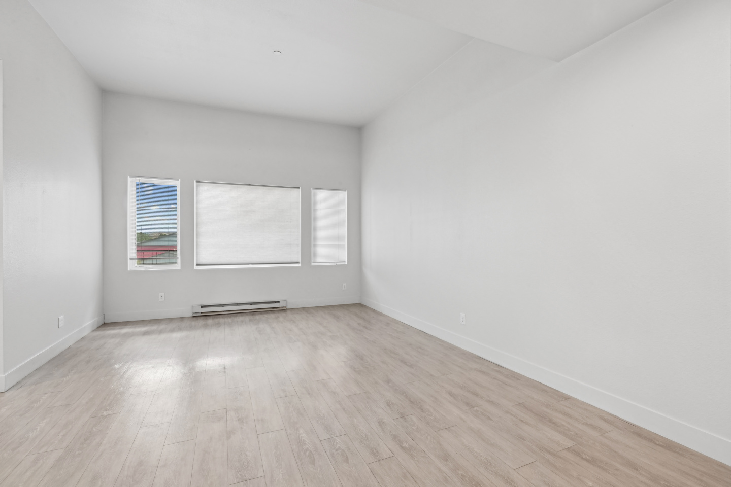 Red Table Apartments Image 16