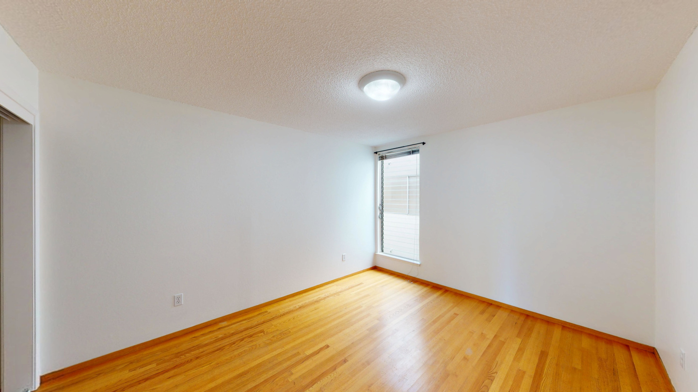 1085 South Van Ness Image 4