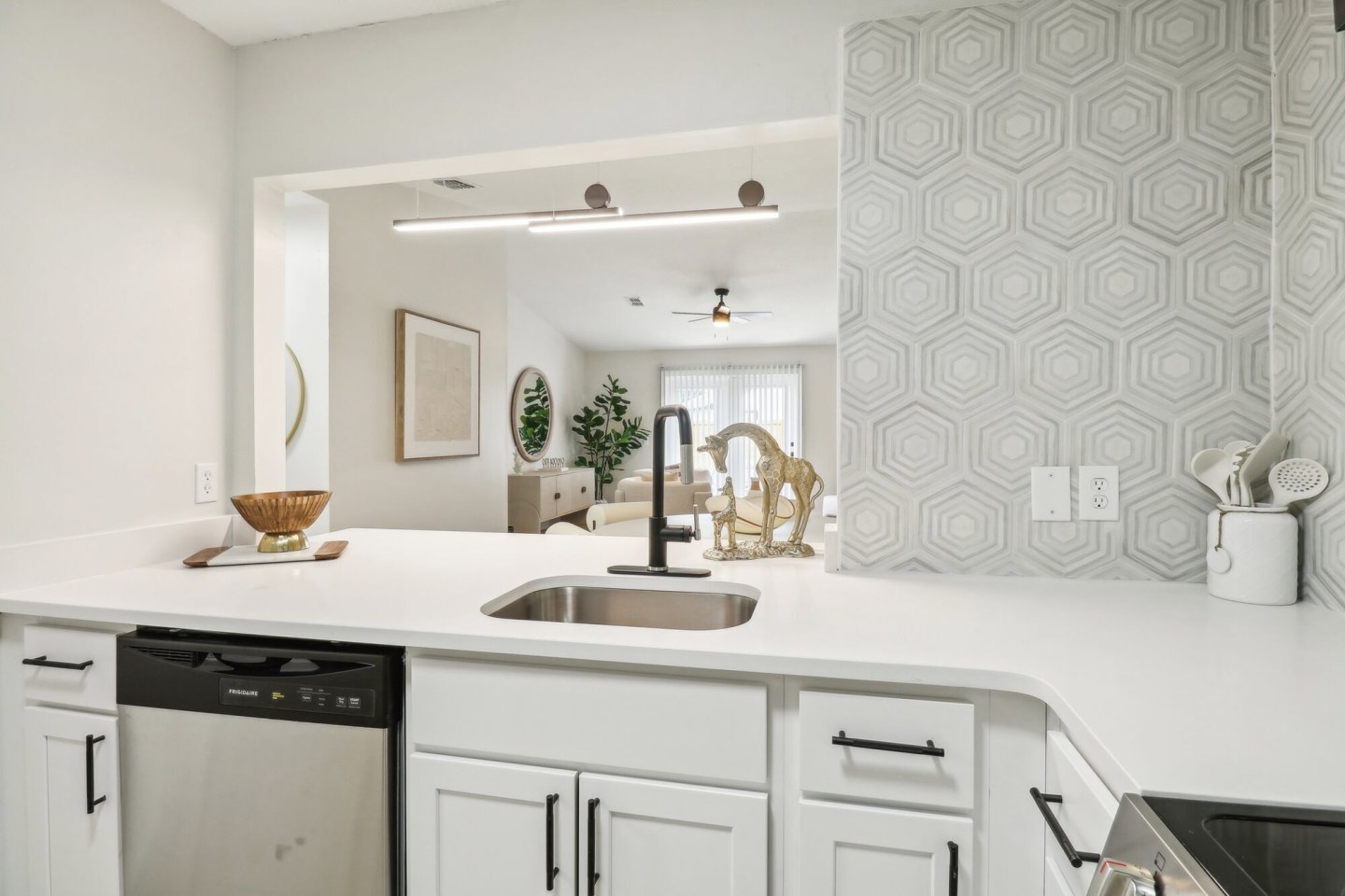 MOD Villas Image 3