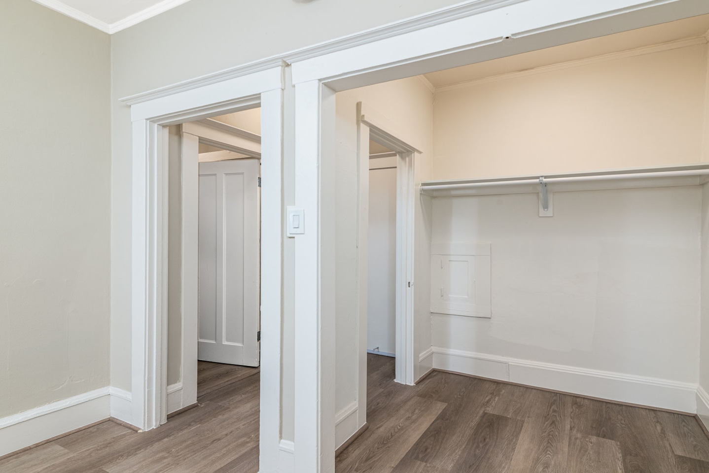 1030 LARKIN Apartments Image 7
