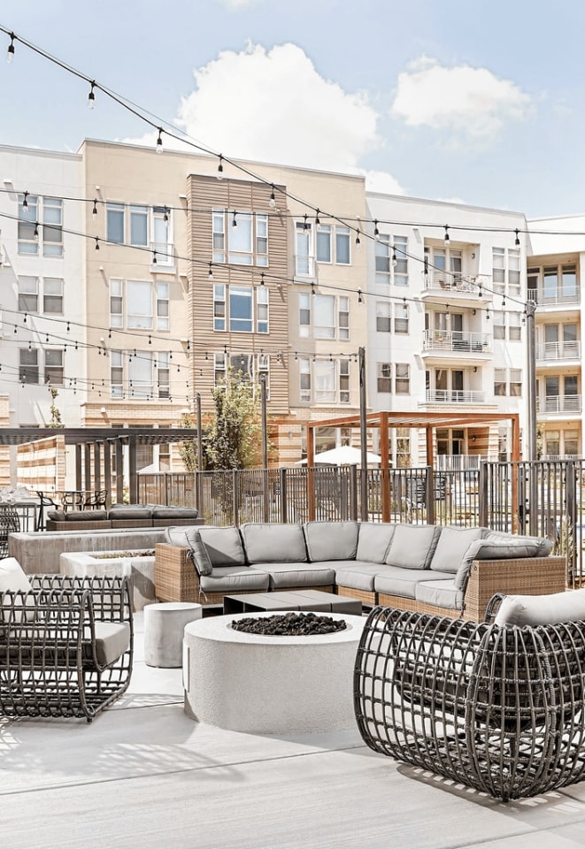 7575 Town Center Image 8