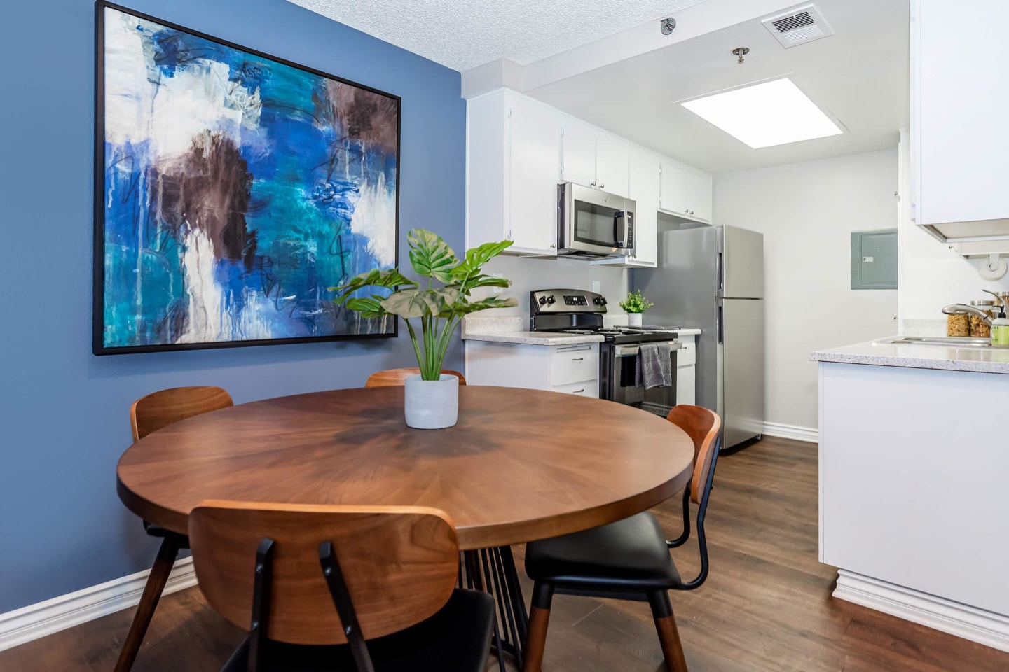 Pinecrest Apartment Homes Image 8