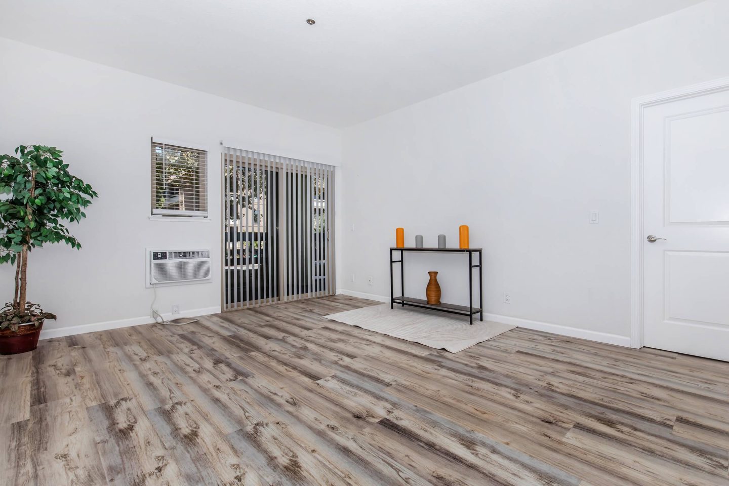 Paloma Vista Apartment Homes Image 44