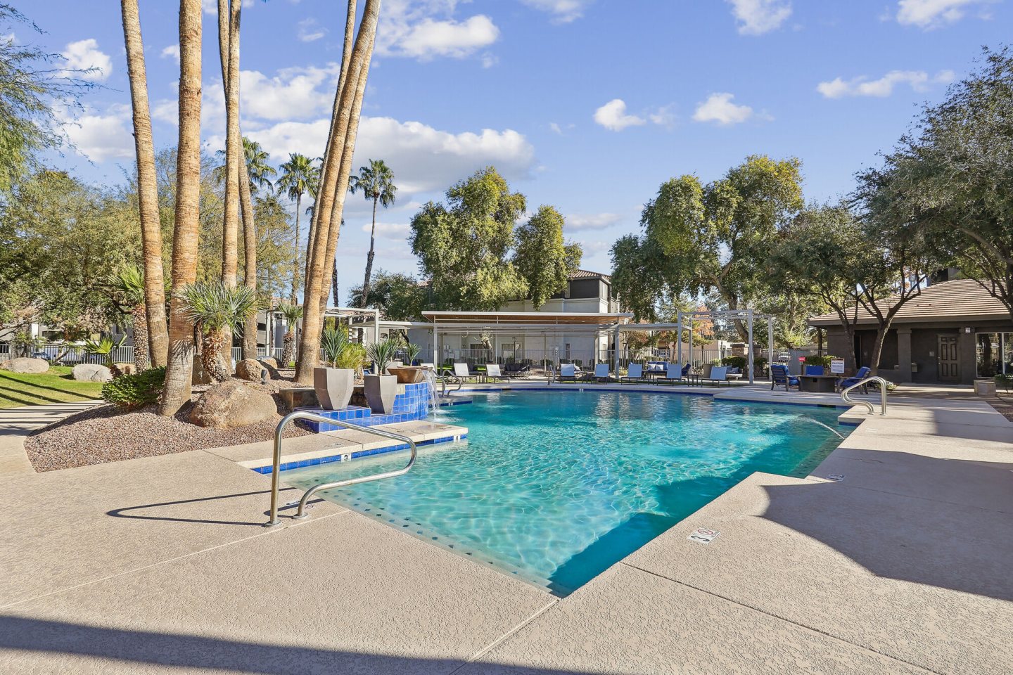 Lennox luxury living Image 17