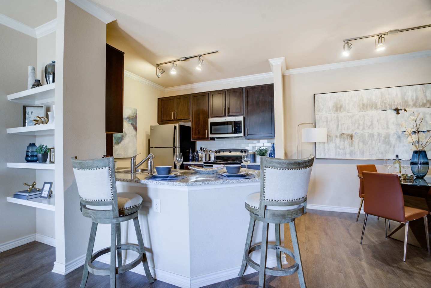 Residence at Midland Image 9
