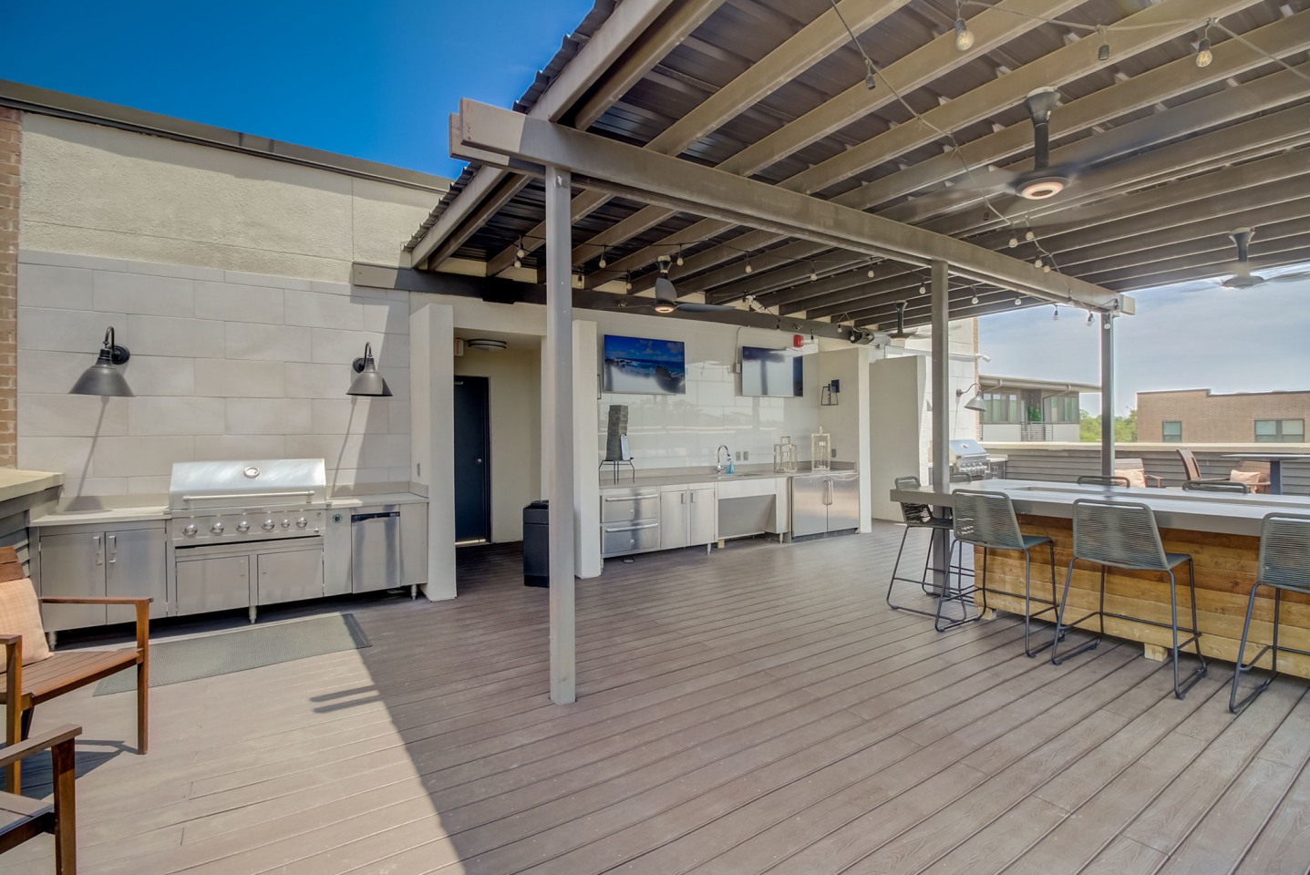 Loft + Row Image 11