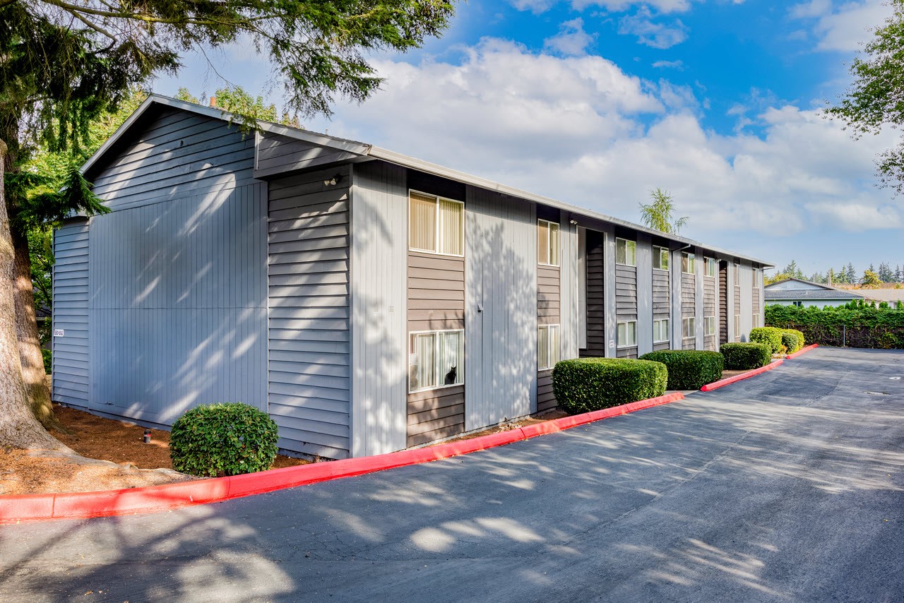 Michael Manor Apartments Image 23
