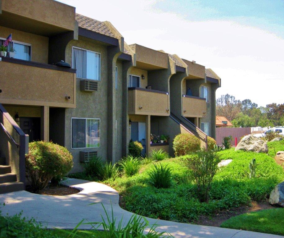 Scripps Poway Villas Image 3