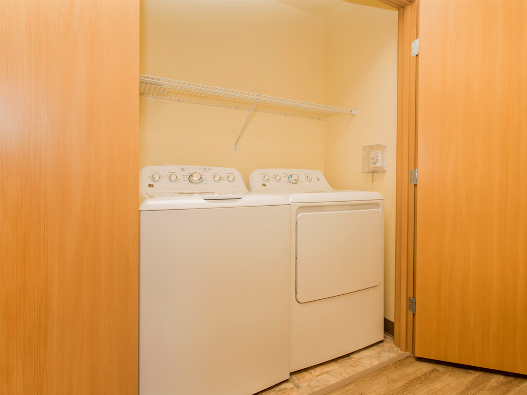 Axis Apartments Image 19
