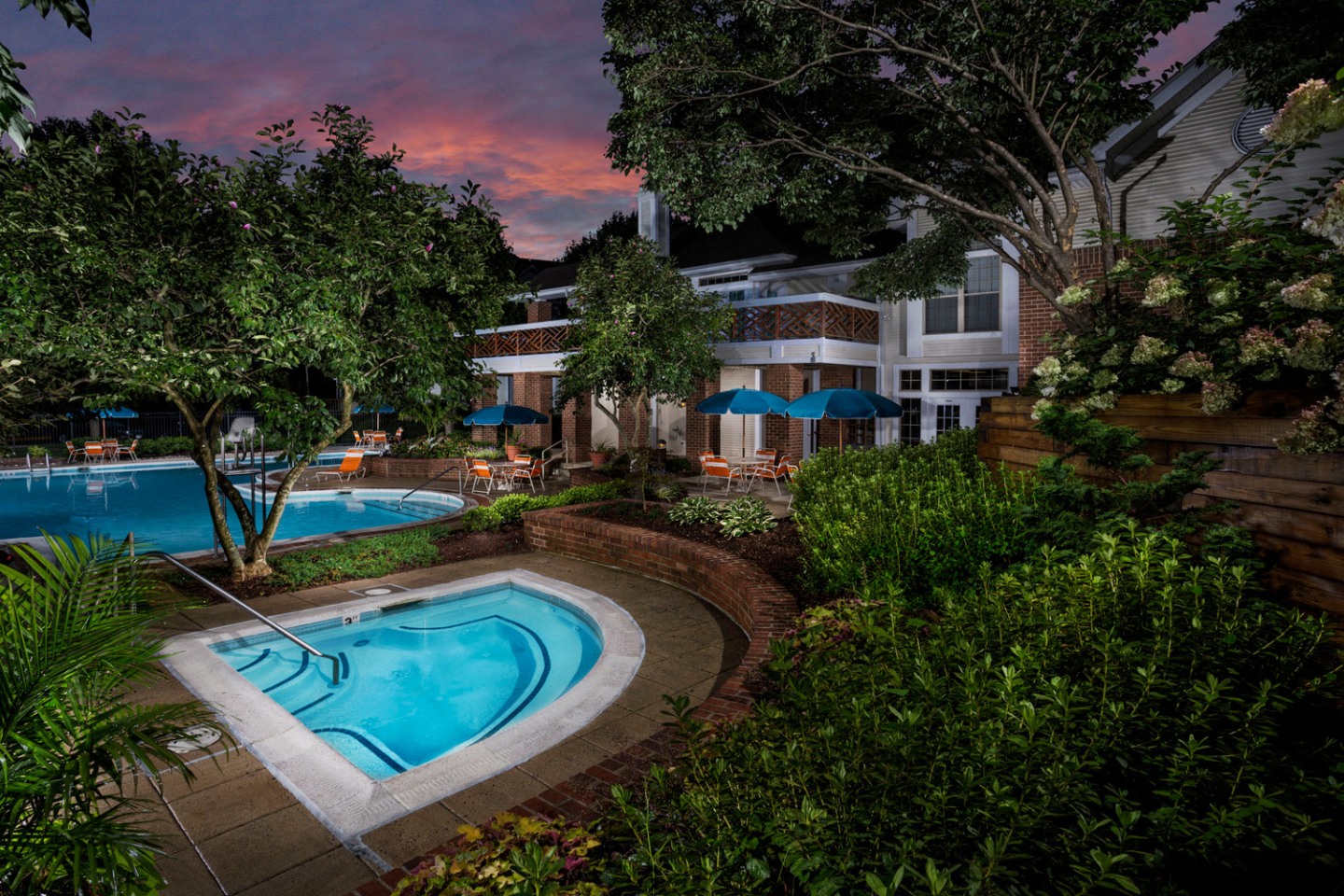 Seneca Club Apartments Image 8