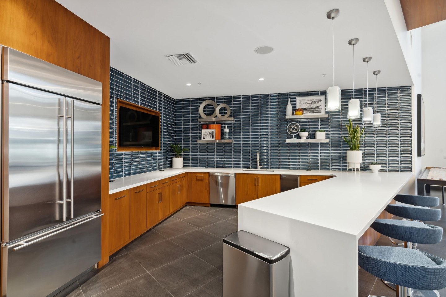AMLI Uptown Orange Image 18