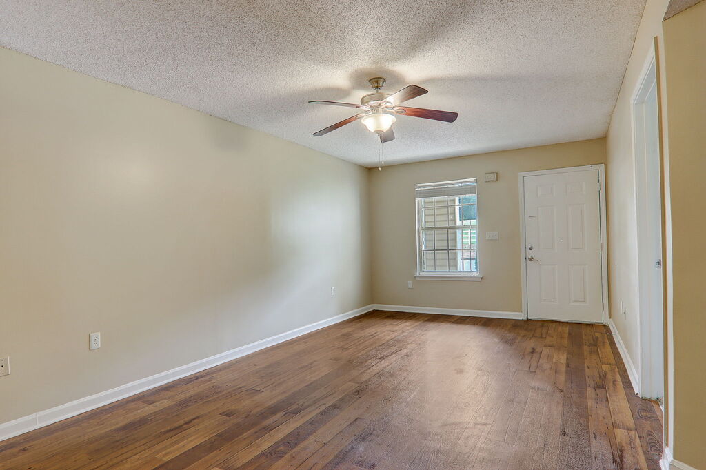 The Grove Apartments Image 13