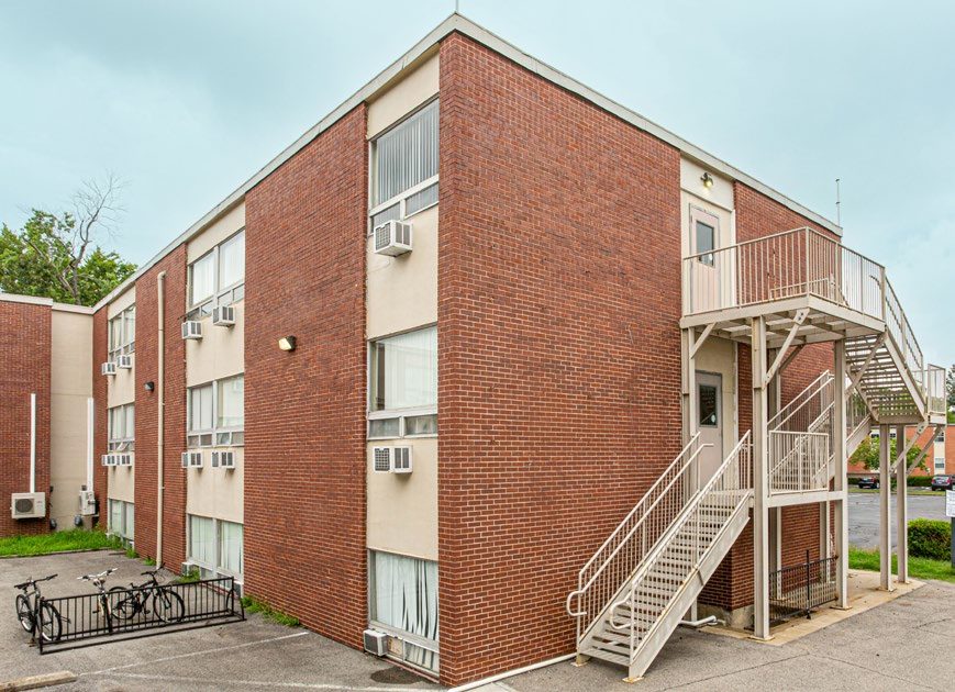 Campus Edge Apartments Image 1