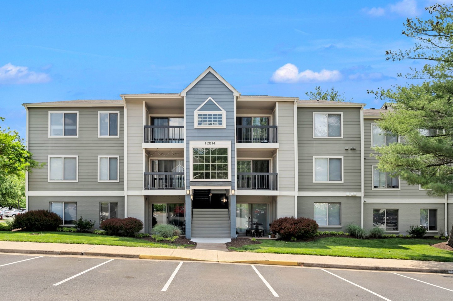 Waterside at Reston Image 1