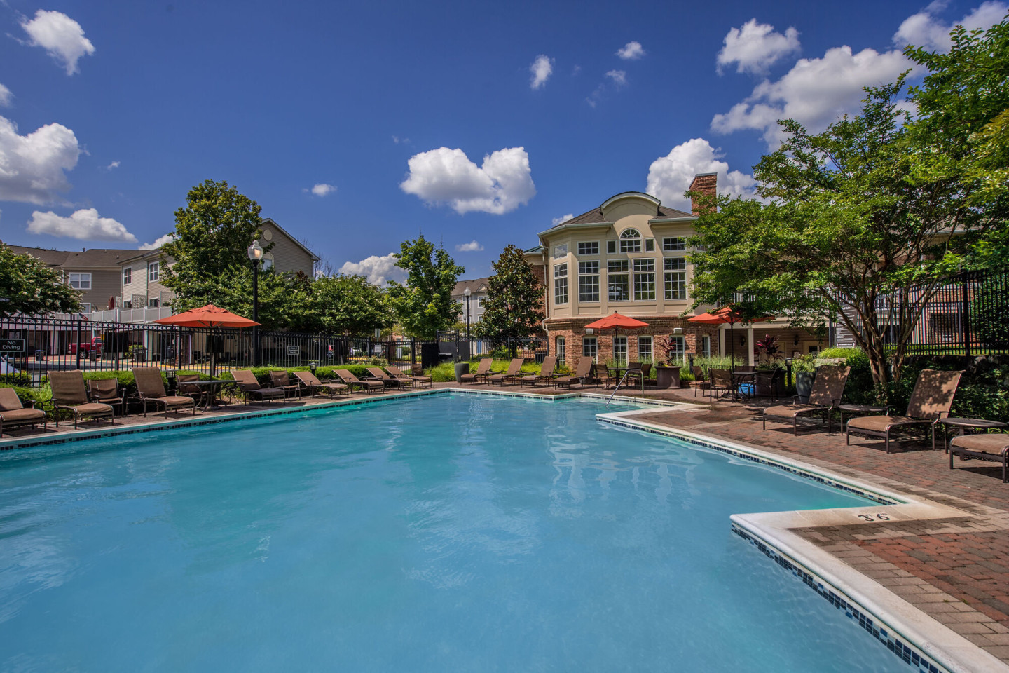The Townes at Herndon Center Image 17