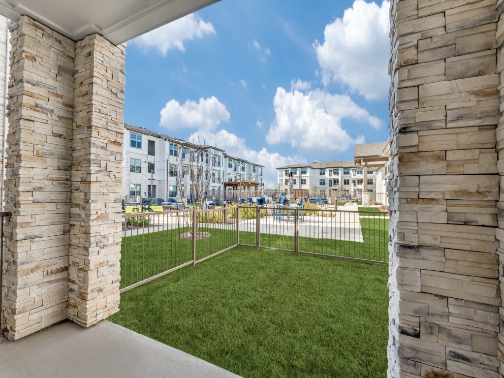 Grand at Saginaw Image 13