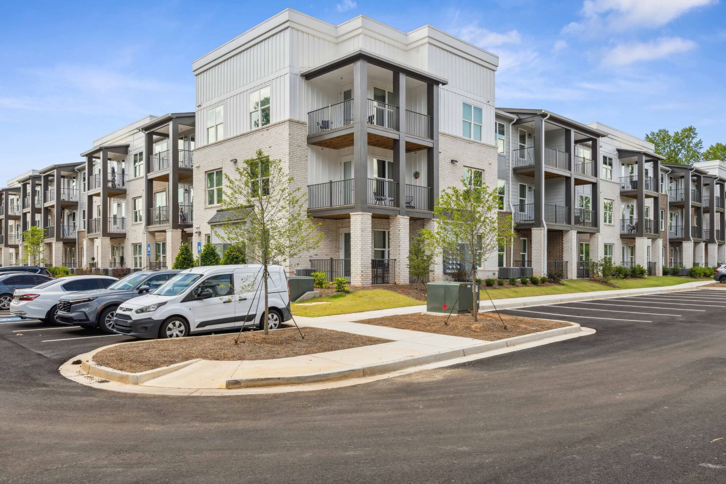 Accent Suwanee Creek Image 7