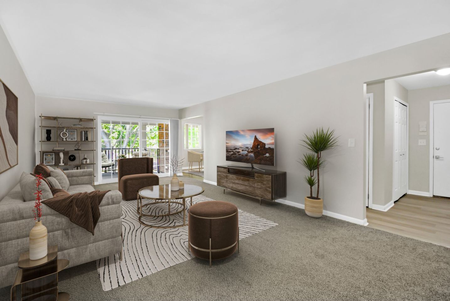 Huntley Square Image 5