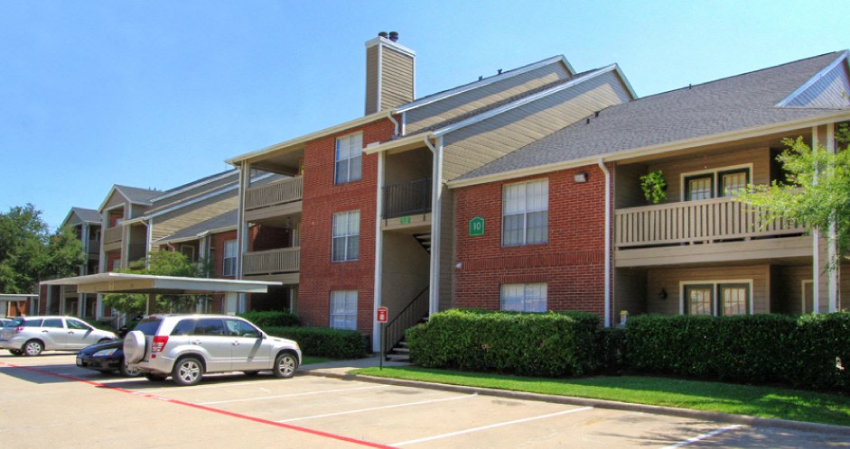 Preston Village Apartments Image 9