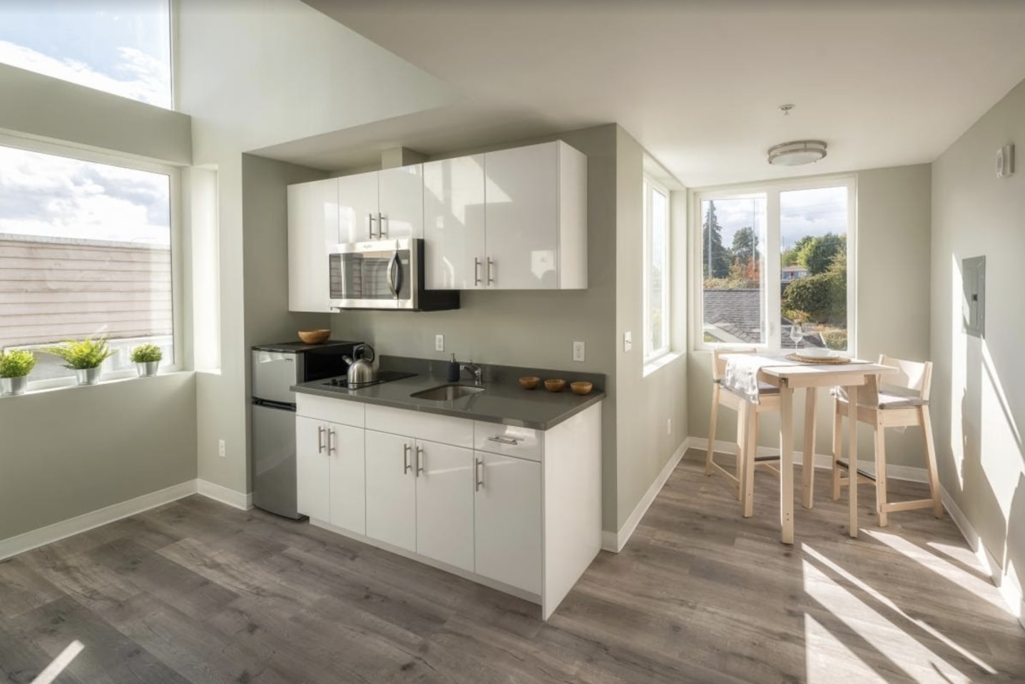 7th Avenue Place - Student Housing Image 3